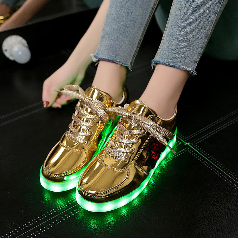 Unisex Sneakers With Rose-colored Applique LED Lighting Platform