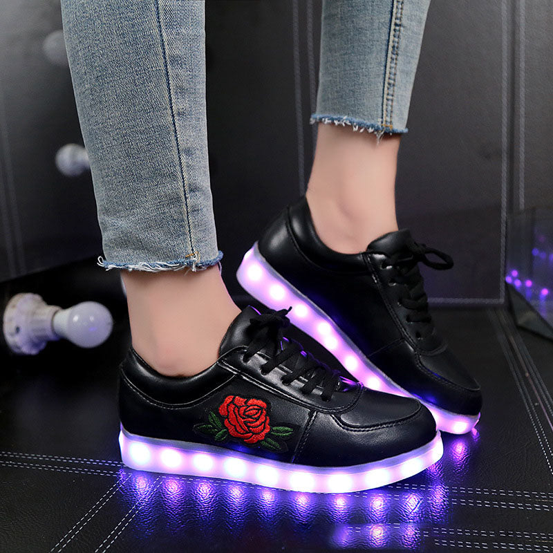 Unisex Sneakers With Rose-colored Applique LED Lighting Platform